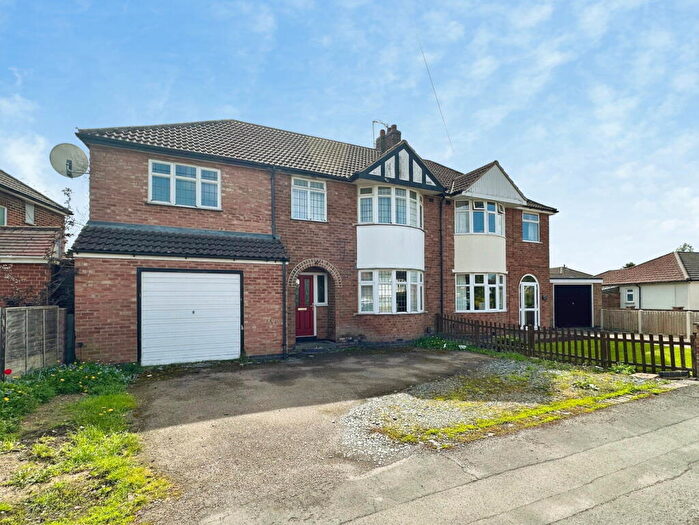 5 Bedroom Semi-Detached House For Sale In Hillsborough Road, Glen Parva, Leicester, LE2