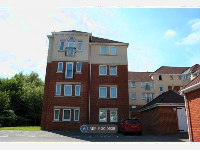 2 Bedroom Flat To Rent In Queripel Close, Tunbridge Wells, TN2