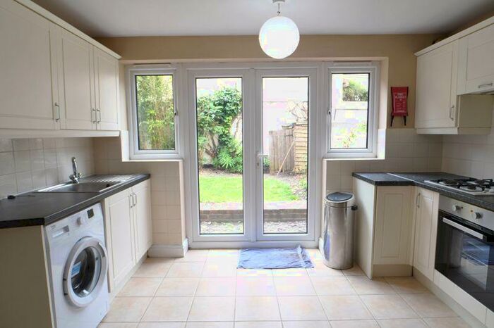 4 Bedroom Detached House To Rent In Park Crescent Road, Brighton, BN2