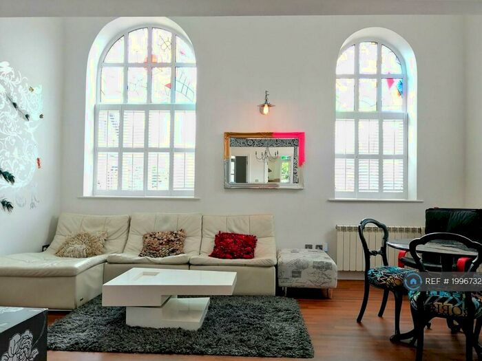 3 Bedroom End Of Terrace House To Rent In Harston Drive, Enfield, EN3