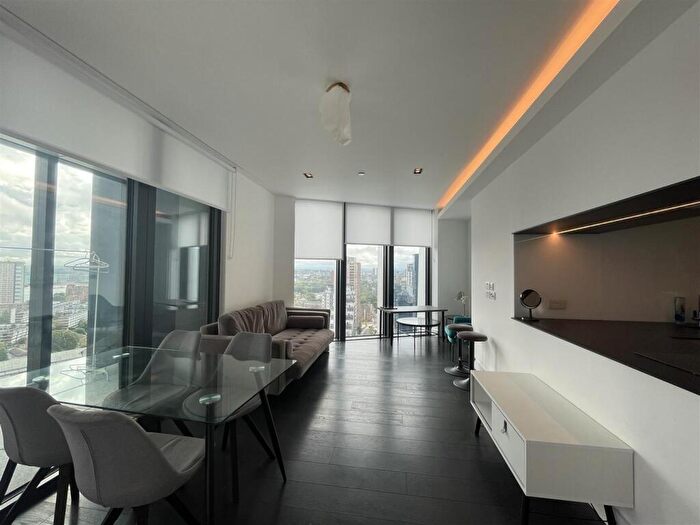 2 Bedroom House To Rent In The Madison, Amory Tower, E14