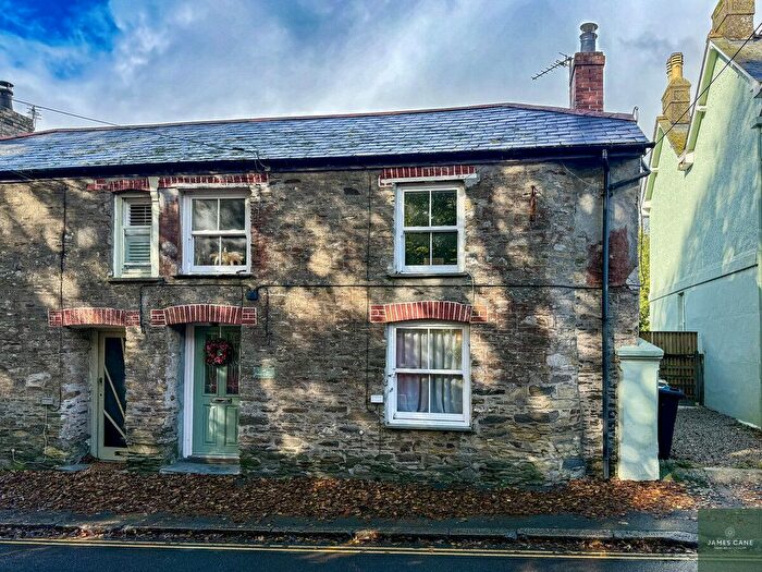 3 Bedroom Semi Detached House For Sale In Fore Street, Tregony, TR2