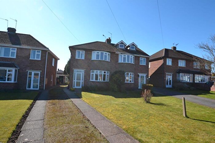 3 Bedroom Semi-Detached House For Sale In Radnor Drive, Shepshed, LE12