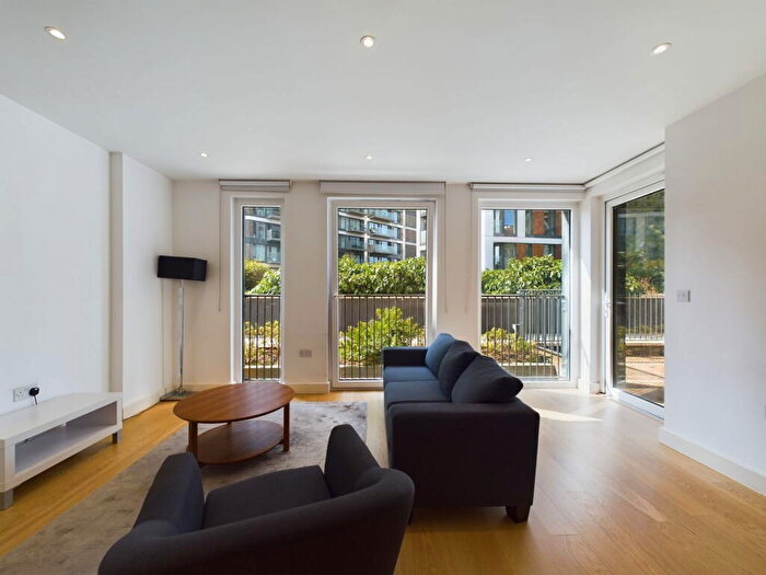 2 Bedroom Flat For Sale In Royal Arsenal Riverside, London, SE18