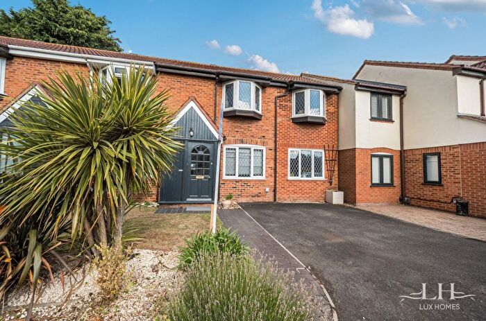 3 Bedroom Terraced House For Sale In Rural Close, Hornchurch, RM11