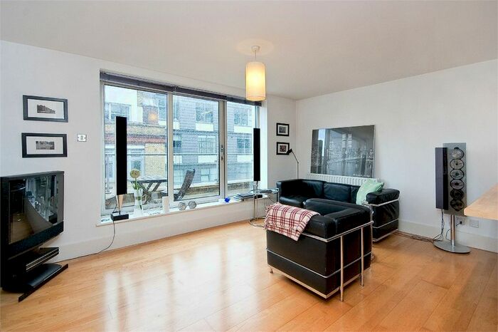 1 Bedroom Flat To Rent In Britton Street, Clerkenwell, EC1M