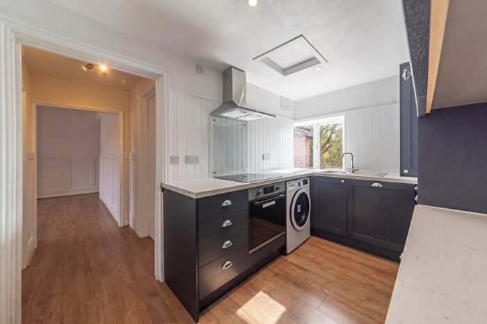 2 Bedroom Flat To Rent In Cartergate, Newark, NG24