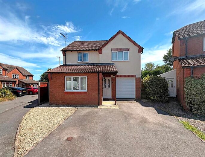 4 Bedroom Detached House For Sale In Blenheim Drive, Newent, GL18