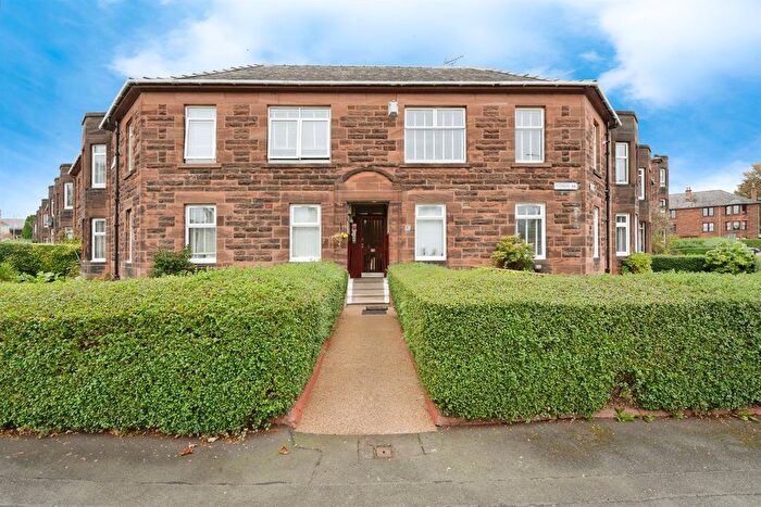 3 Bedroom Flat For Sale In Moness Drive, Glasgow, G52