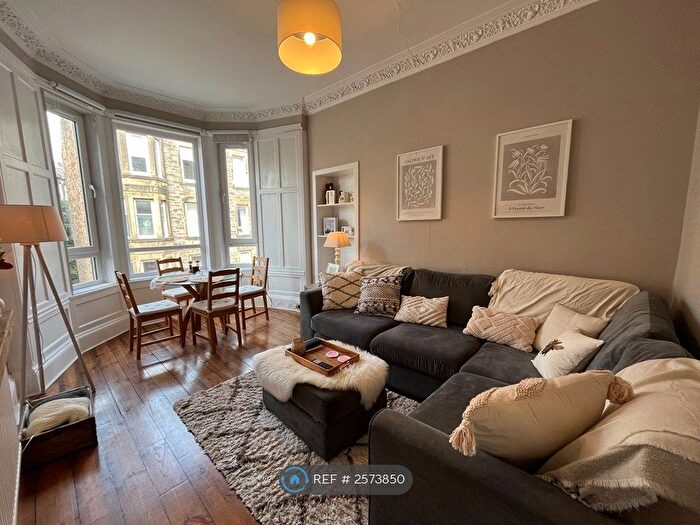 2 Bedroom Flat To Rent In Cambusnethan Street, Edinburgh, EH7