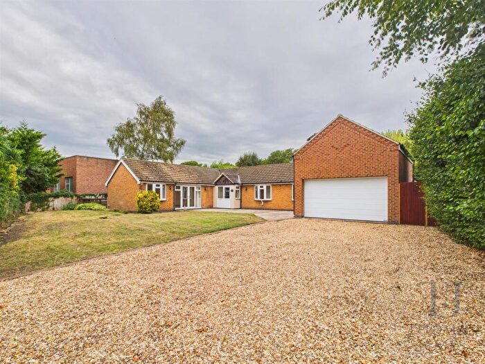 5 Bedroom Detached House For Sale In Station Road, Plumtree, Nottingham, NG12