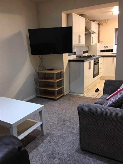 1 Bedroom End Of Terrace House To Rent In Tennyson Avenue, Canterbury, CT1