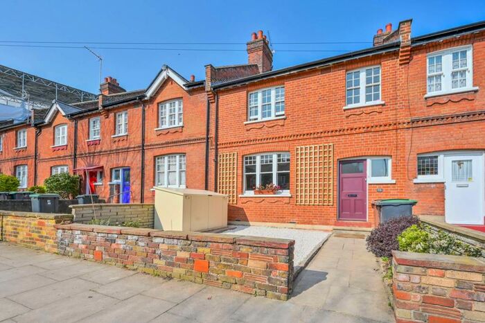 3 Bedroom Terraced House To Rent In Beechwood Road, Crouch End, London, N8