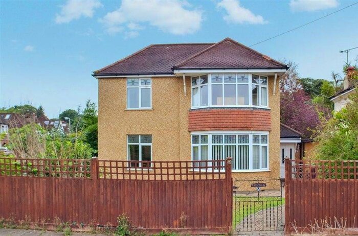 5 Bedroom House To Rent In Jennings Road, St Albans, AL1