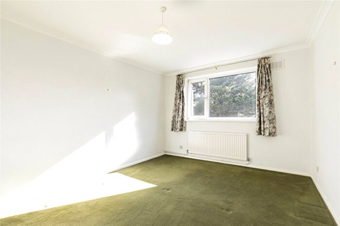 3 Bedroom Flat For Sale In Southgate Road, London, N1
