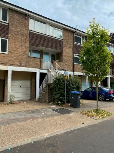 3 Bedroom Terraced House To Rent In Goldings Crescent, Hatfield, AL10