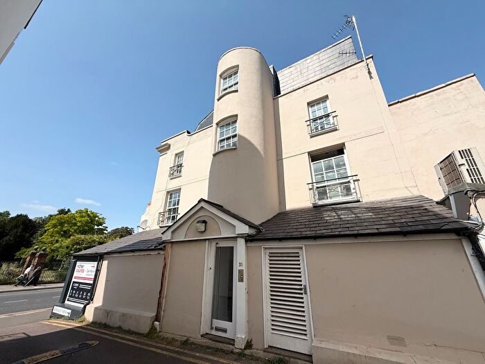 Studio To Rent In High Street, Cheltenham, GL50