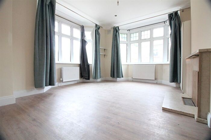 5 Bedroom Property To Rent In Heston Road, Hounslow, TW5