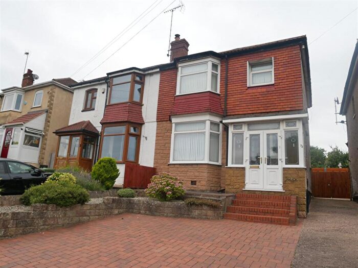 3 Bedroom Semi Detached House For Sale In Lichfield Road, Coleshill, B46
