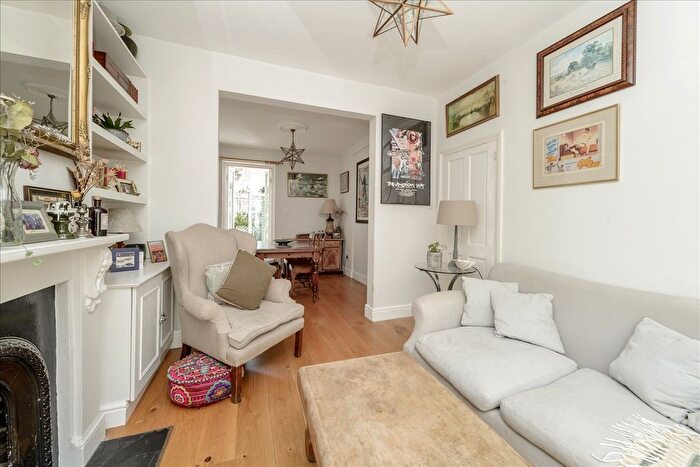 4 Bedroom Property For Sale In Abdale Road, Shepherd's Bush, W12