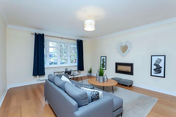 4 Bedroom Detached House For Sale In Crow Hills Road, Penwortham, PR1