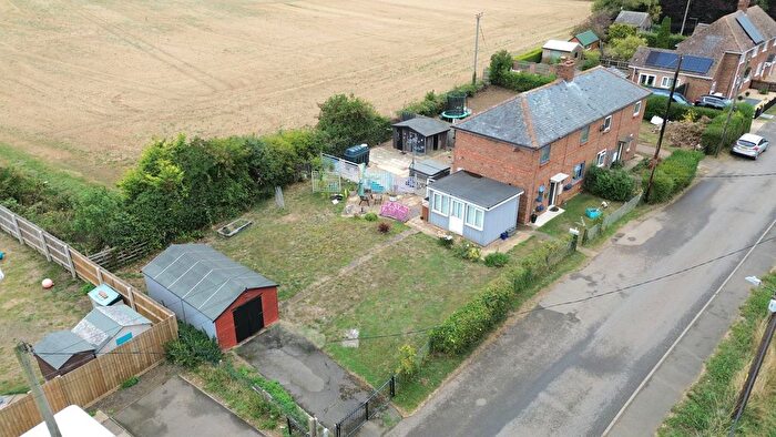 2 Bedroom Semi-Detached House For Sale In Main Street, Rowston, LN4