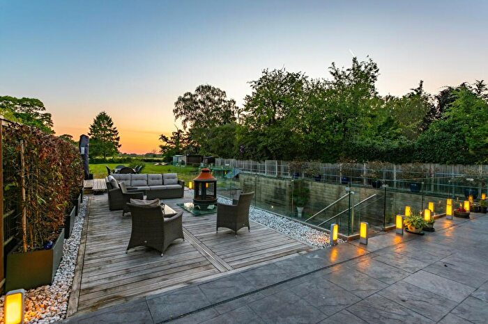 5 Bedroom Detached House For Sale In Moor Lane, Woodford, SK7