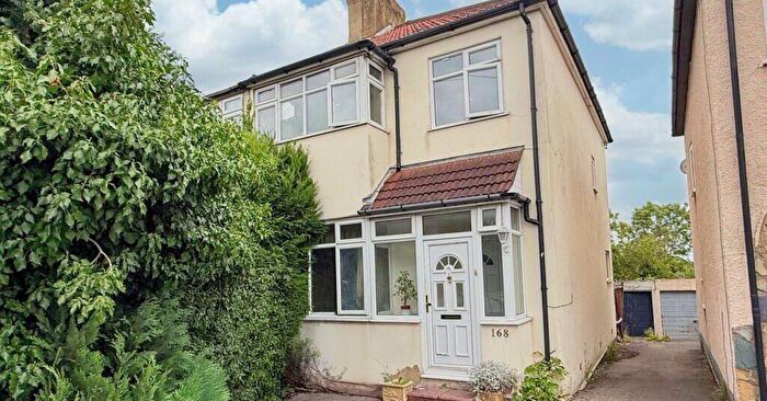 3 Bedroom Semi Detached House For Sale In Wingletye Lane, Hornchurch, Essex, RM11