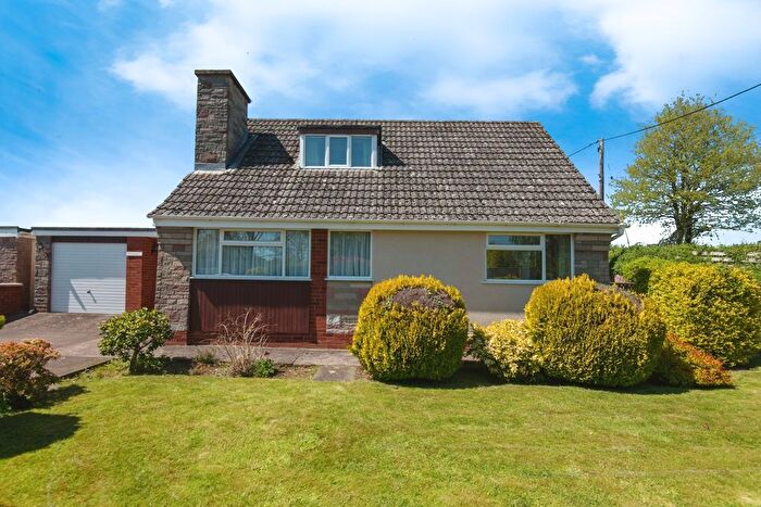 3 Bedroom Bungalow For Sale In Poltimore, Exeter, Devon, EX4