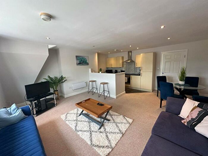 1 Bedroom Apartment To Rent In Back Cowpasture Road, Ilkley, LS29