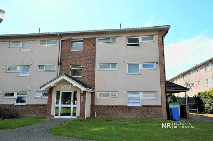 1 Bedroom Flat To Rent In Ash Court, West Ewell, Surrey., KT19