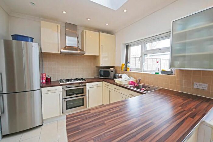 3 Bedroom Property To Rent In Somerset Road, Southall, UB1