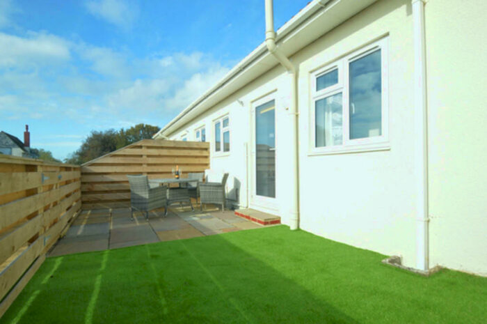 2 Bedroom Bungalow To Rent In Yaverland Road, Sandown, PO36