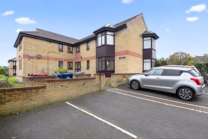 1 Bedroom Flat For Sale In Brent View Road, London, NW9