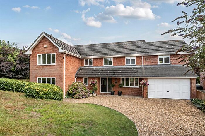 5 Bedroom Detached House To Rent In Youngs Paddock, Winterslow, Salisbury, SP5