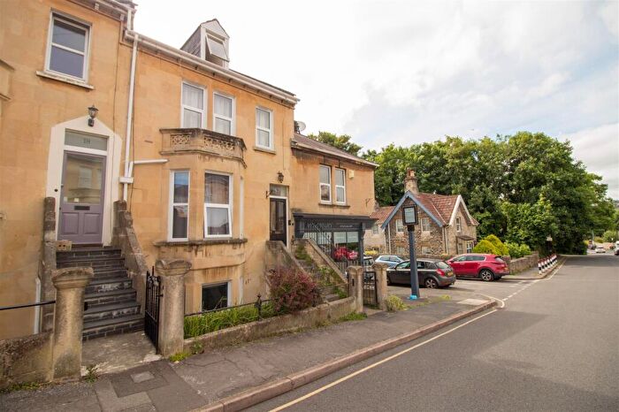 2 Bedroom Flat To Rent In Station Road, Lower Weston, Bath, BA1