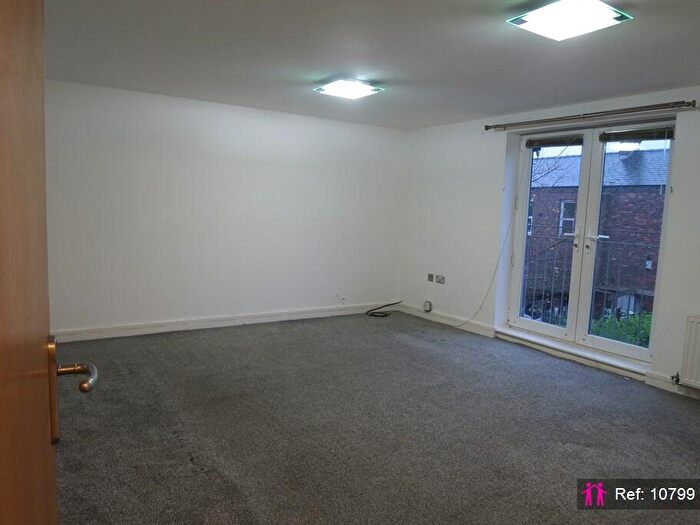 2 Bedroom Apartment To Rent In Stockport Road, Manchester, M34