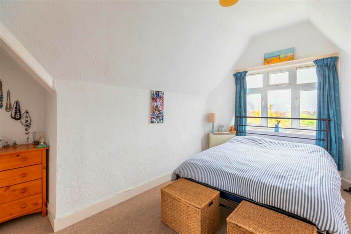 1 Bedroom Flat For Sale In Claigmar Road, Rustington, Littlehampton, BN16