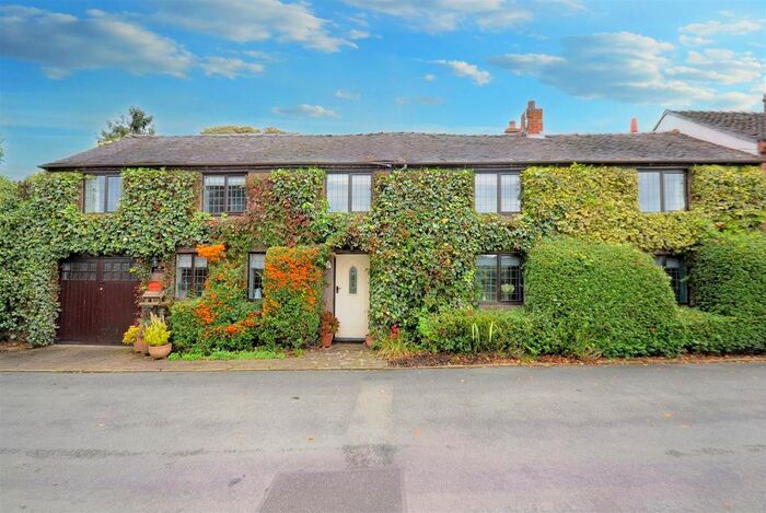 4 Bedroom Cottage For Sale In Mill Lane, Lower Moddershall, Moddershall, Stone, ST15