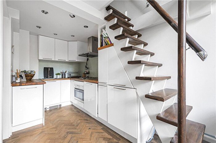 1 Bedroom Flat To Rent In Pages Walk, London, SE1