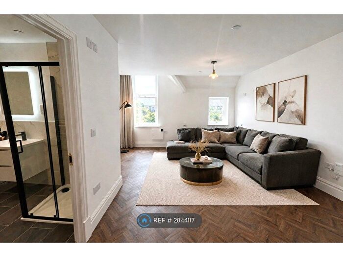 1 Bedroom Flat To Rent In Cathedral Road, Cardiff, CF11