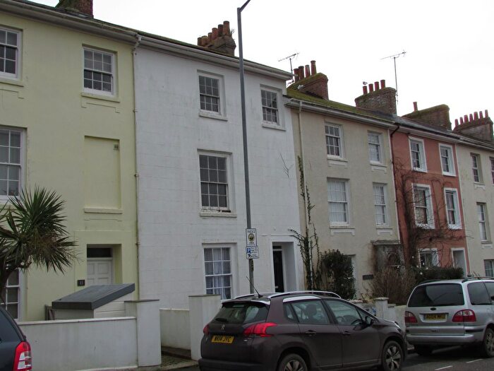 Studio To Rent In Clarence Street, Penzance, TR18