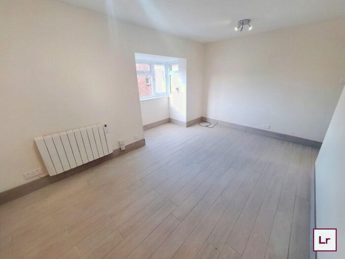 Property To Rent In Rabournmead Drive, Northolt, UB5