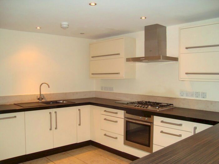 4 Bedroom Terraced House To Rent In Eastleigh Road, Leicester, LE3
