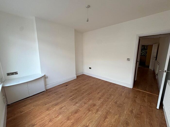 2 Bedroom Terraced House To Rent In Grosvenor Street, Derby, DE24