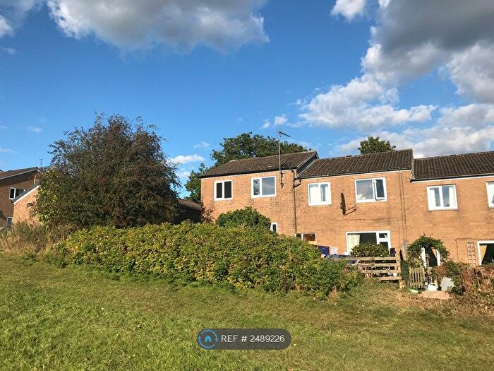 3 Bedroom End Of Terrace House To Rent In Totley Brook Road, Sheffield, S17