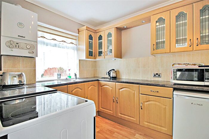 3 Bedroom Semi-detached House To Rent In Norfolk Gardens, Bexleyheath, DA7