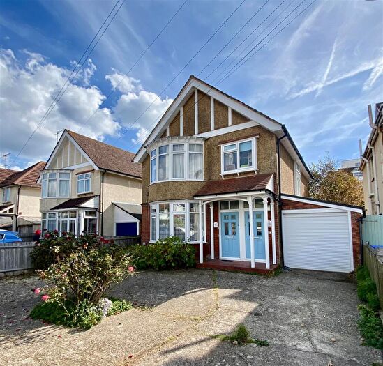 1 Bedroom Flat To Rent In Bath Road, Worthing, BN11