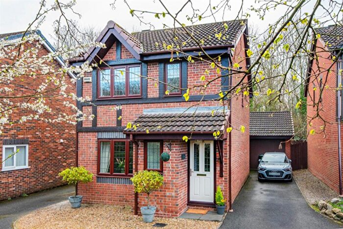 3 Bedroom Detached House For Sale In Ashdown Drive, Clayton-Le-Woods, Chorley, PR6