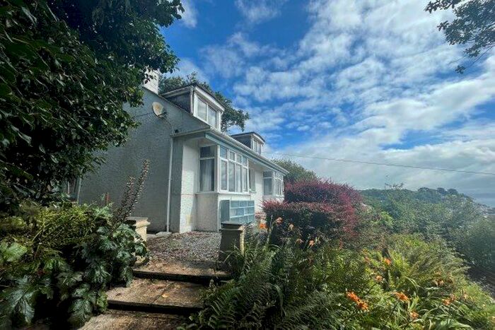3 Bedroom Bungalow To Rent In West Looe Hill, Looe, PL13